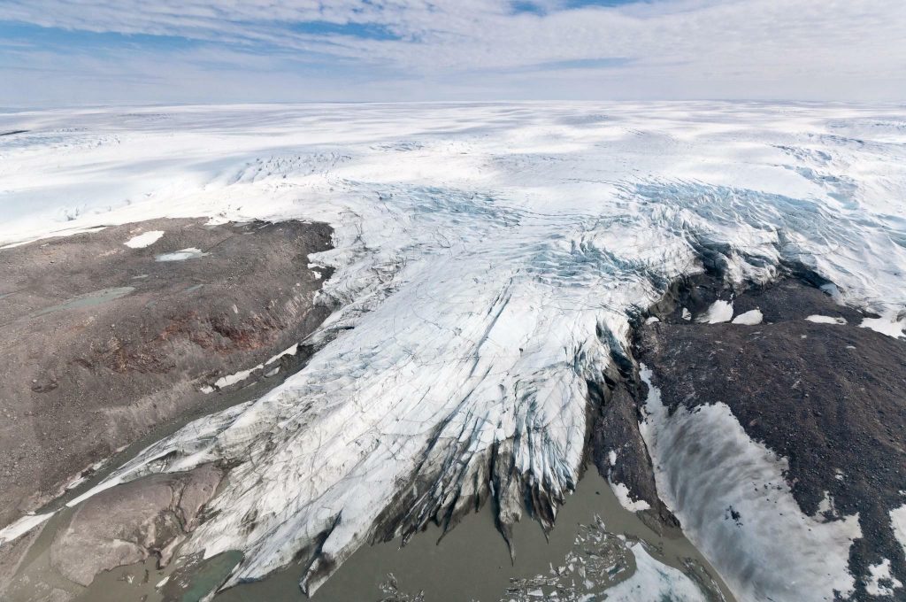 increasing speed of ice melt in Greenland